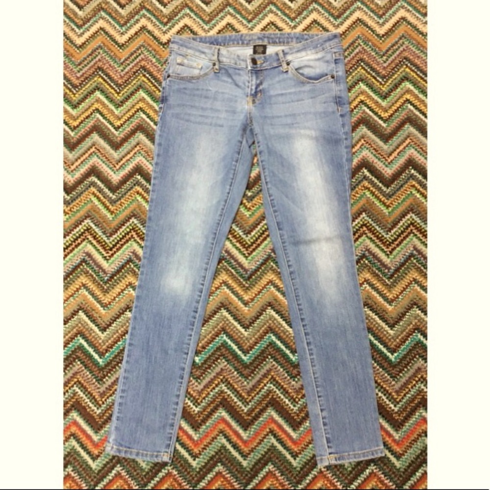 Mossimo jeans size 6/28Regular